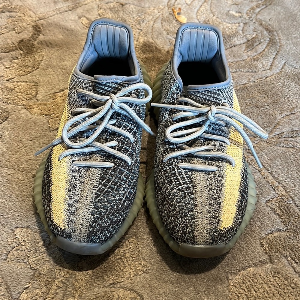 Adidas Yeezy Boost 350 Ash Blue - fits women 6.5. Actual size 5 youth
